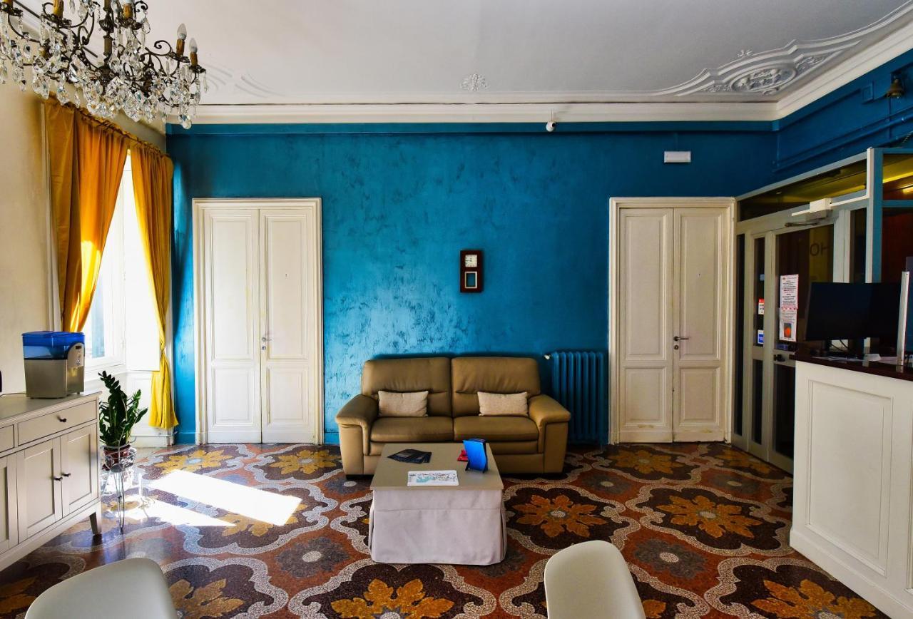 Hotel Suisse Генуя Экстерьер фото