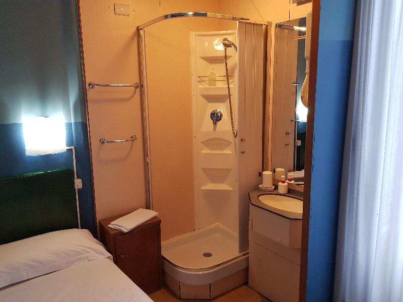 Hotel Suisse Генуя Экстерьер фото
