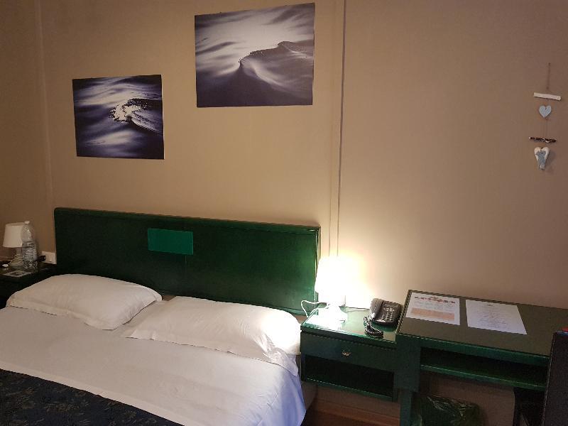 Hotel Suisse Генуя Экстерьер фото